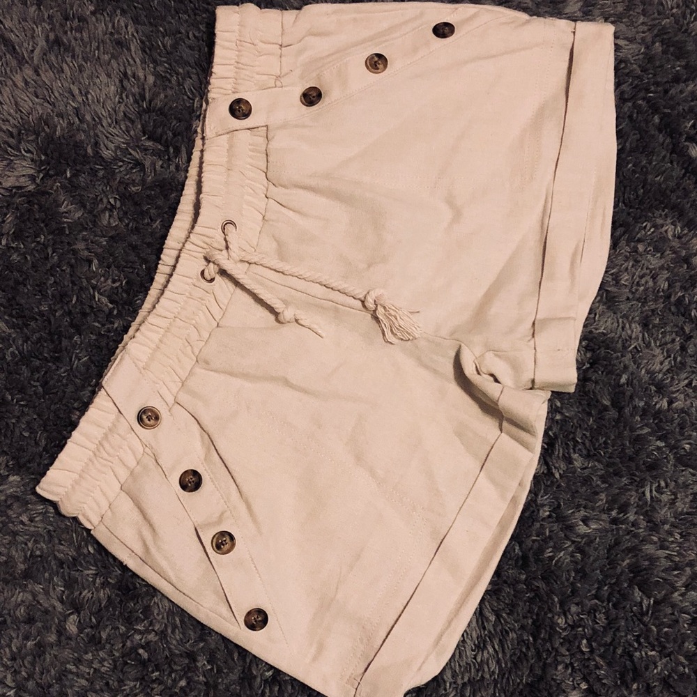 3 for $12!! Khaki Shorts 🤩 NWOT